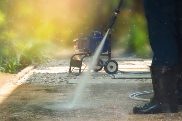 Best Spring Cleaning  in Chapman, KS